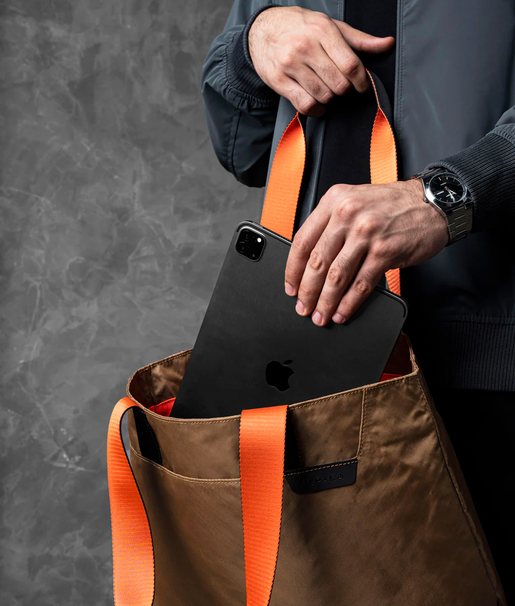 Elements Tote (M) - Image 18