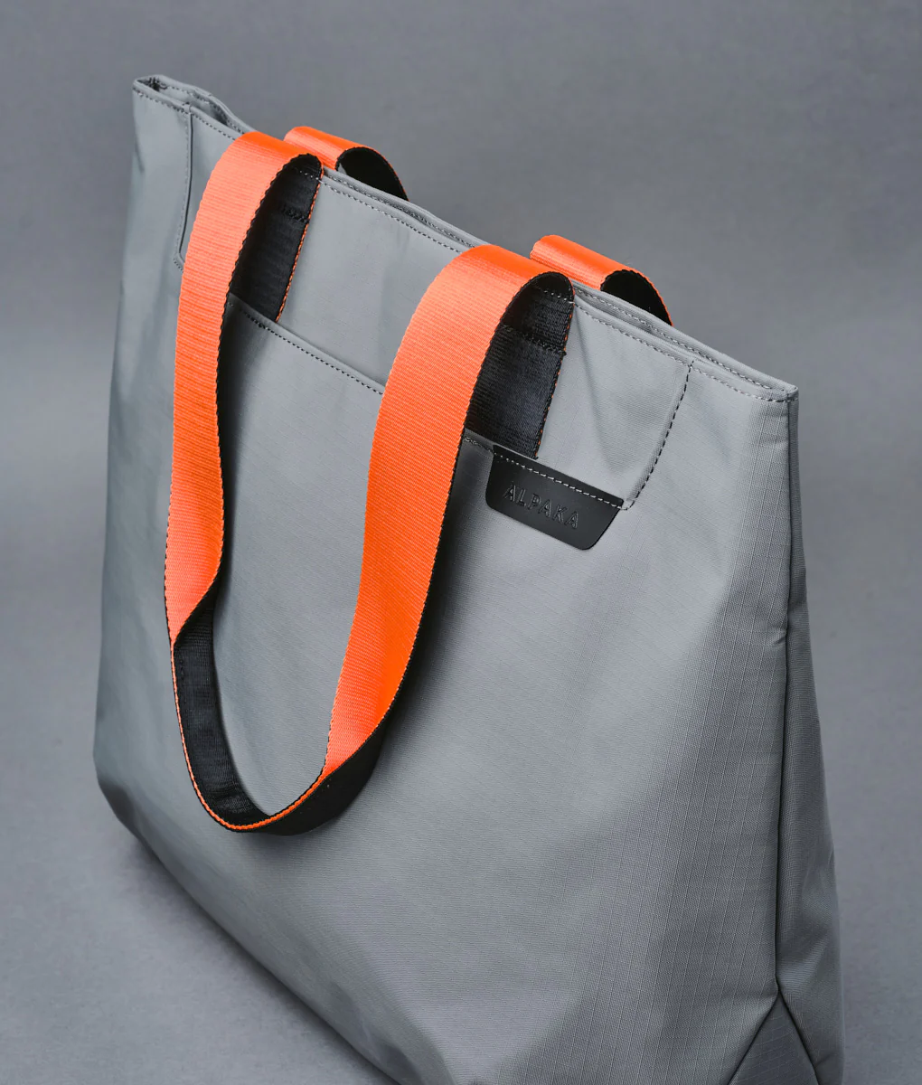 Elements Tote (M) - Image 96