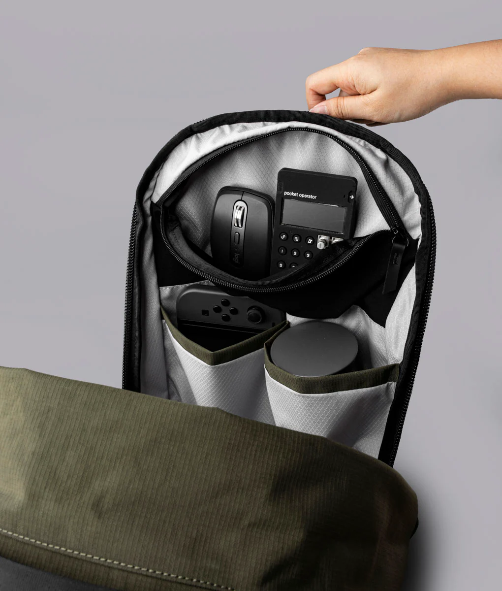 Metro Backpack Pro - Image 105