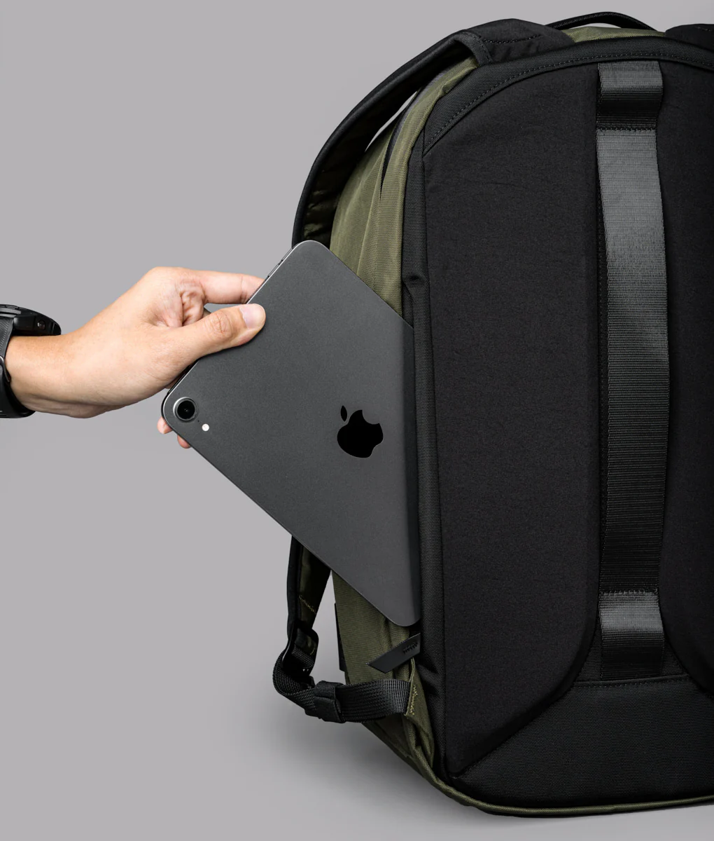 Metro Backpack Pro - Image 29