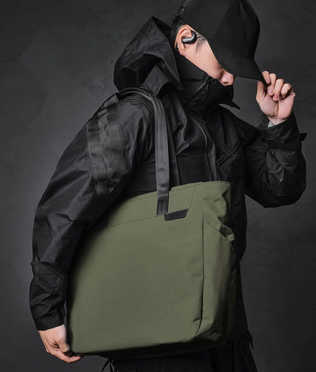 Metro Tote - Image 17